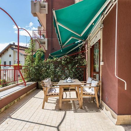La Terrazza Apartment Brunate Bagian luar foto