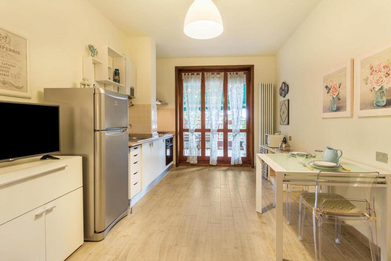 La Terrazza Apartment Brunate Bagian luar foto